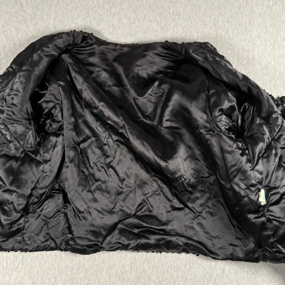 Vintage Union Made ILGWU Black Sequin Cropped Bolero Jacket w/ Frog Closure - Picture 15 of 16